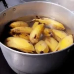 Hervir 3 plátanos antes de acostarse: porque muchos lo están haciendo