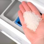 Set aside the fabric softener, this makes your towels 10 times softer